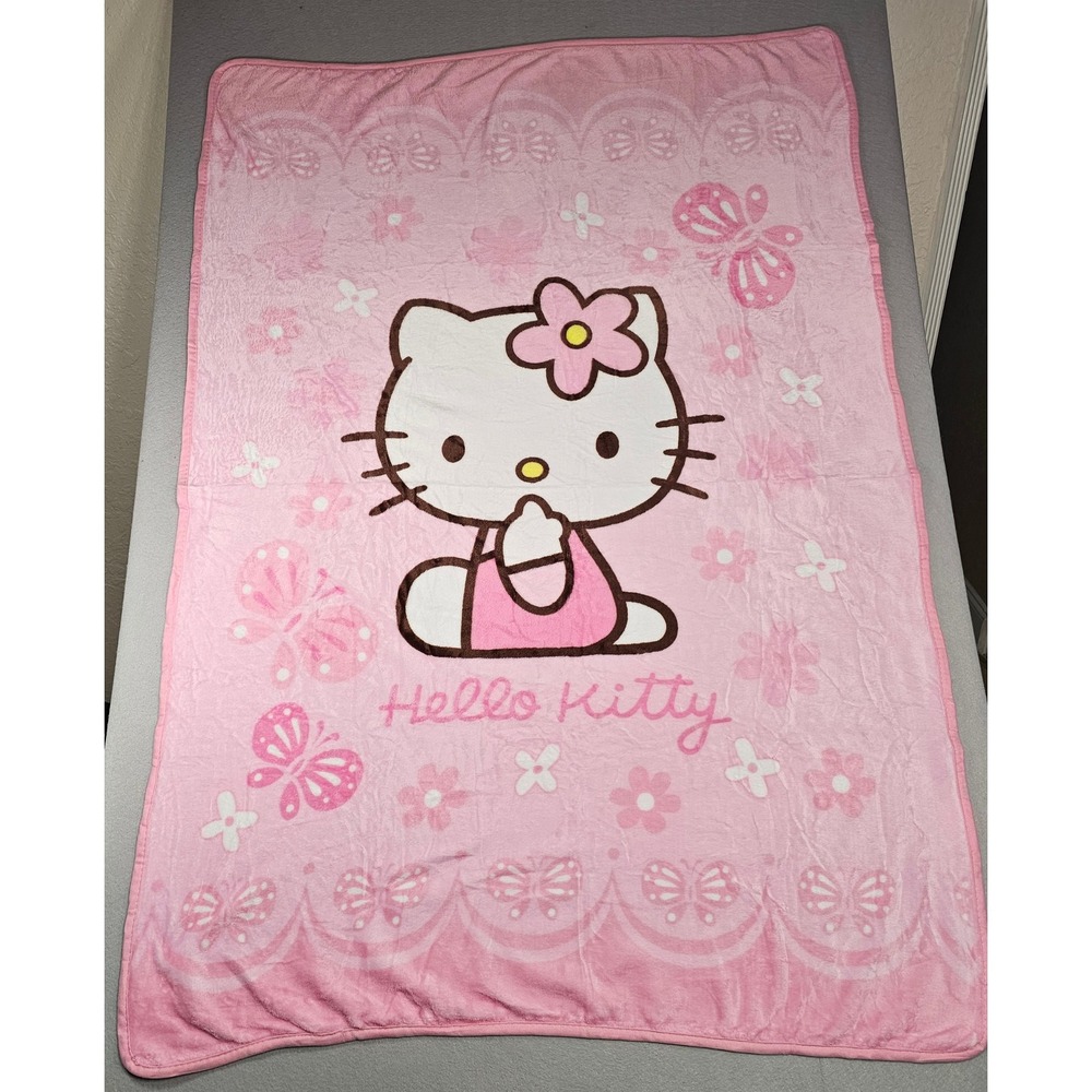 Hello Kitty Pink Fleece Throw Blanket 55x40 Butterfly Floral Kawaii Room Decor